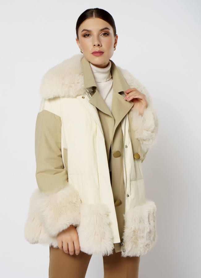 Светлая куртка с мехом  модель № 20-112 универмаг малина