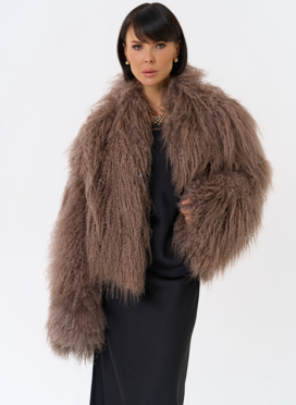 Короткая шуба из ламы