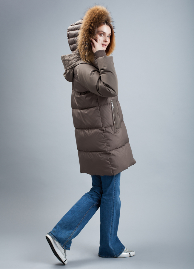 Пуховик на биопухе женский модель № П-342 меха малина