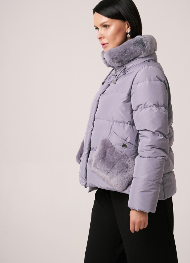 Пуховик укороченный DiegoM в сером цвете с накладными карманами модель № Diego-M 703 в кредит