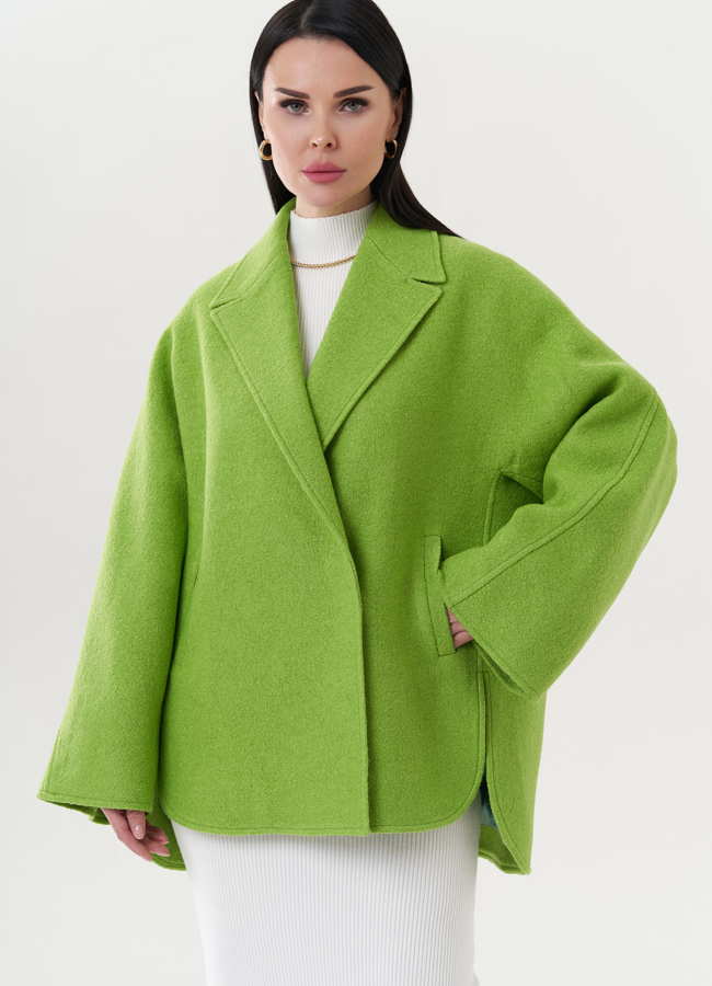 Укороченное пальто с английским воротником модель № 26719 меха малина