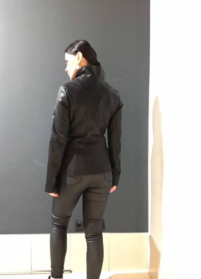 фото Куртка женская из эко кожи модель № 1576