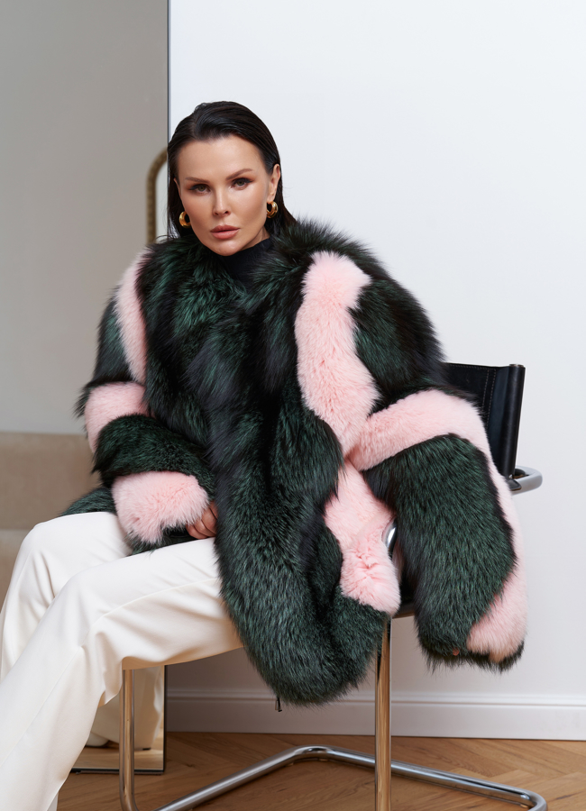 фото Женская шуба из меха чернобурки  модель № 27619