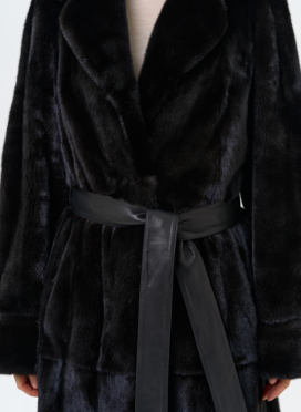Женская шуба из меха норки blackglama с поясом