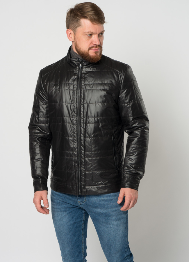 Мужская куртка в черном цвете с воротником стойкой модель № 21595 в кредит