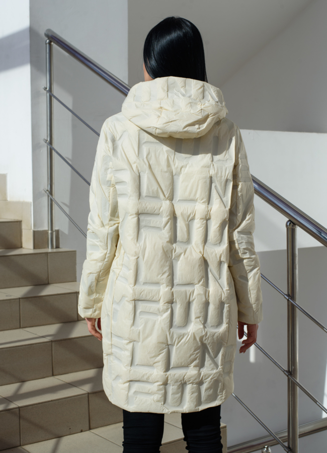 Женское полупальто с капюшоном  модель № 22530 универмаг малина