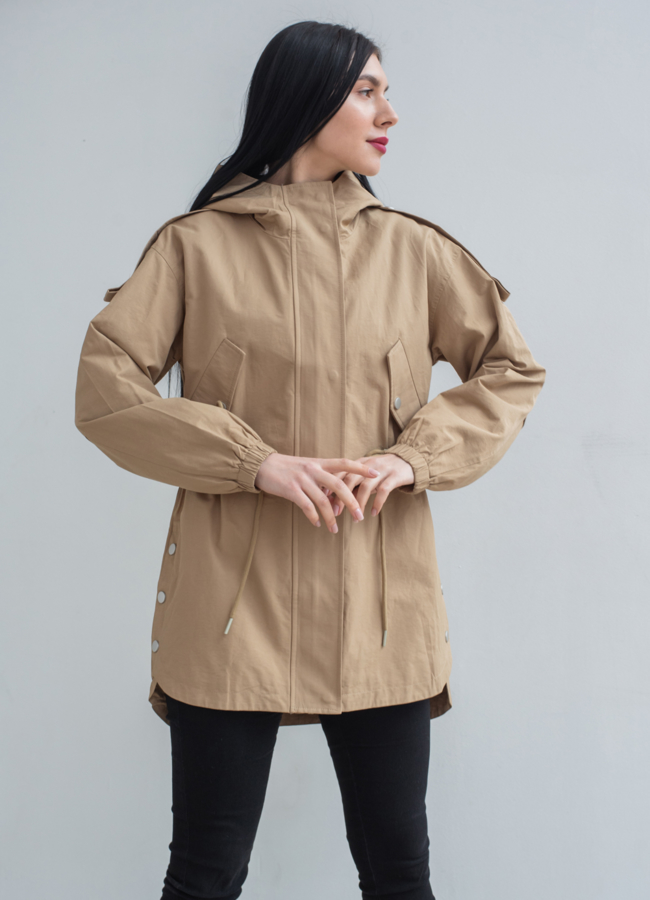 Ветровка женская с капюшоном модель № 22765 универмаг малина