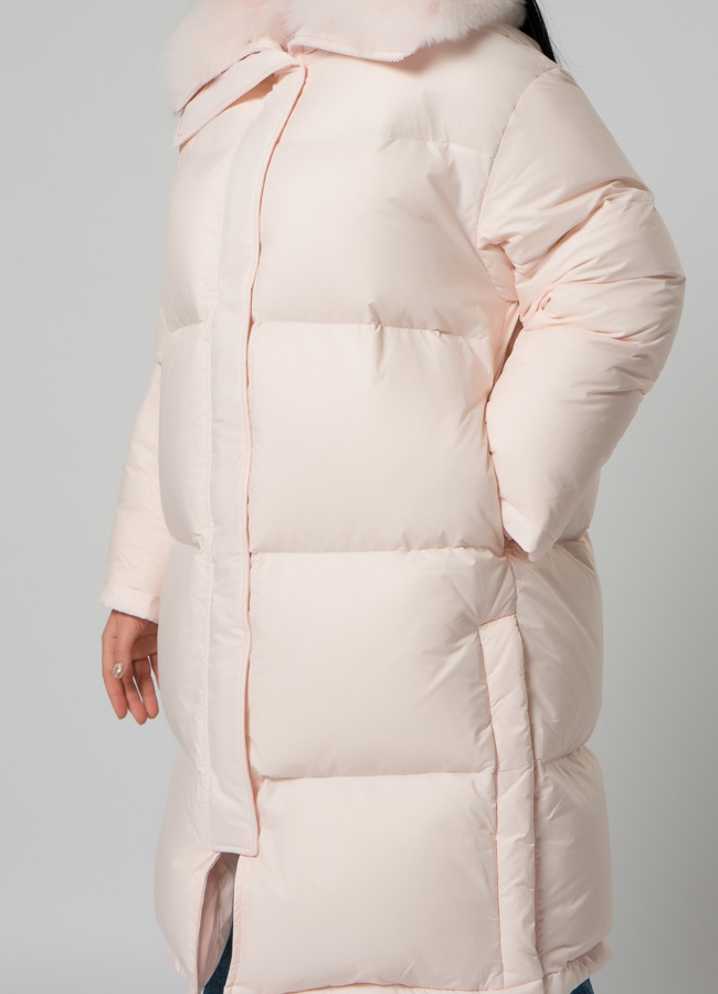 Пуховик женский с меховой отделкой  модель № 22166 универмаг малина