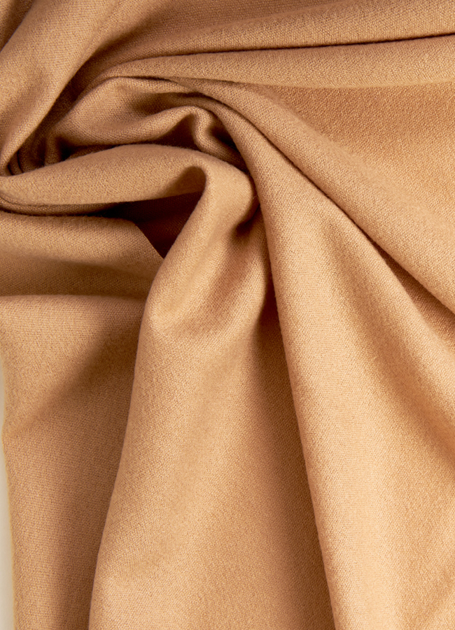 Женский палантин модель № 37 в кредит