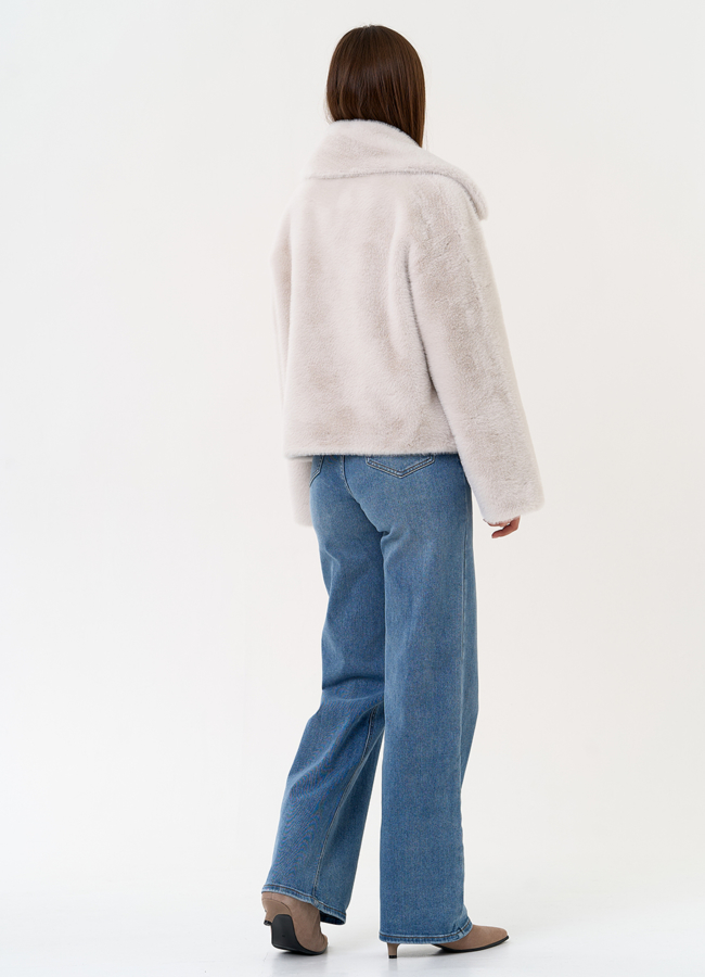 Женская куртка из эко меха с английским воротником модель № 31222 в кредит Женская куртка из эко меха с английским воротником модель № 31222 в кредит