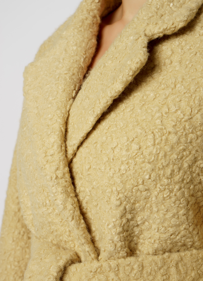 Полупальто из эко меха с английским воротником модель № 20607 универмаг малина