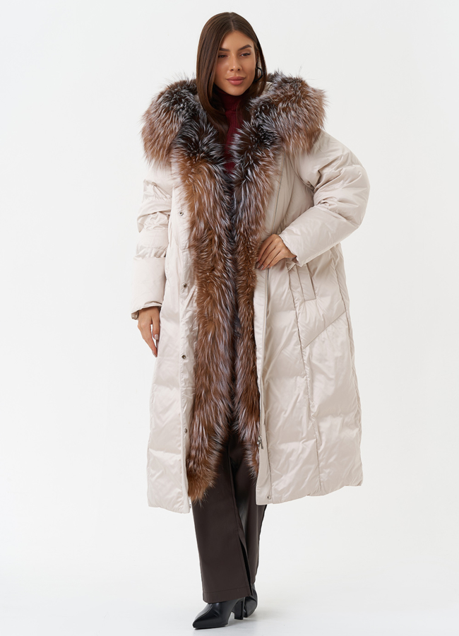 Длинный пуховик с мехом лисы модель № 28829 универмаг малина