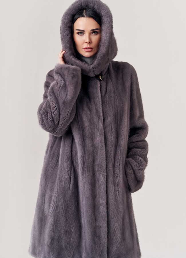 Шуба из норки с капюшоном  модель № 23326 универмаг малина