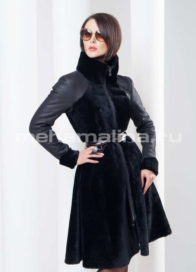Черная приталенная шуба LaPerre модель № S-265 в рассрочку