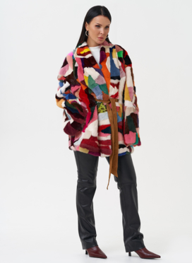 Яркая шуба из меха норки