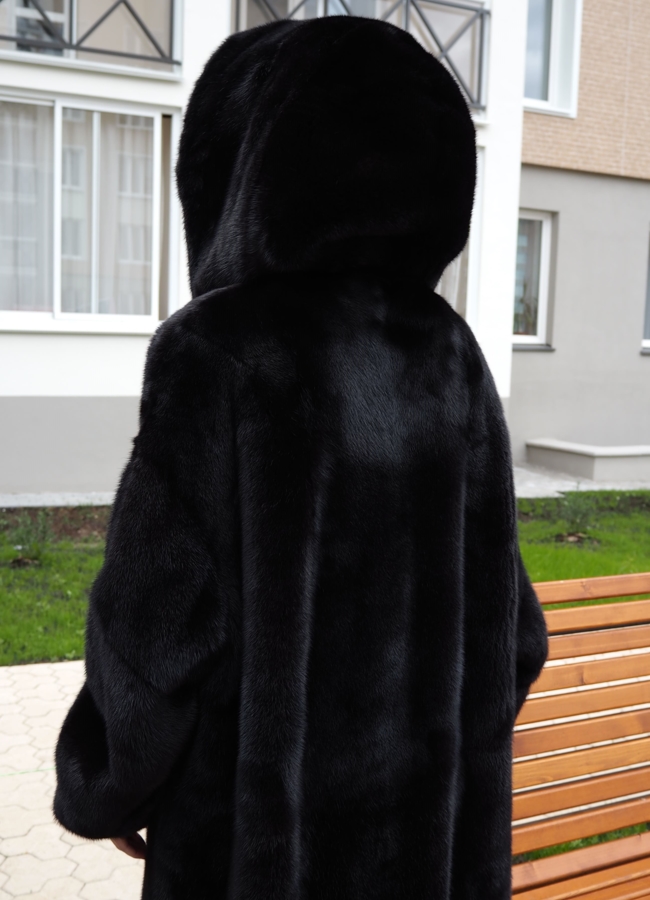 фото Пальто меховое из скандинавской норки оверсайз модель № S-763