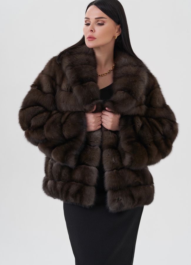 Шуба из соболя  модель № 24636 универмаг малина