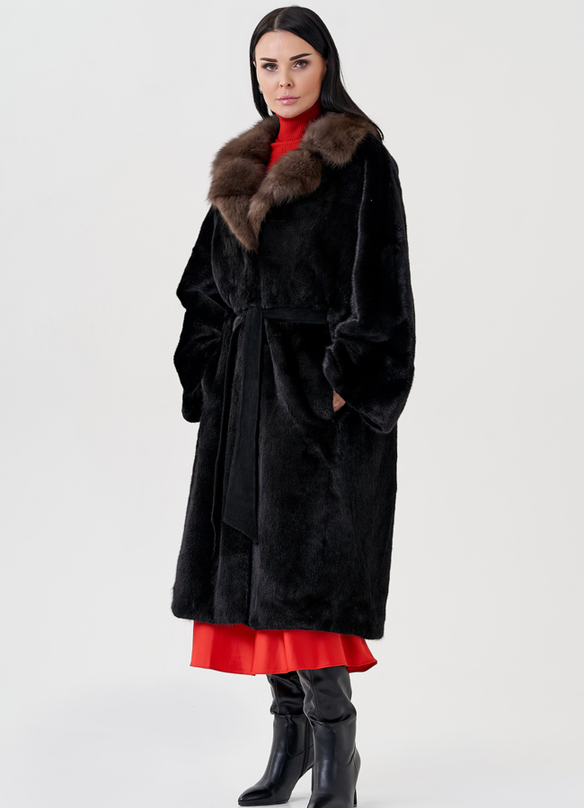 Норковая шуба с английским воротником из куницы модель № 80992 универмаг малина