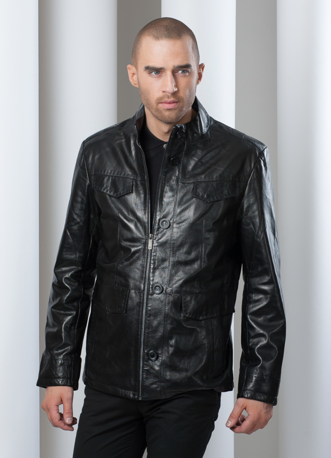 фото Кожаная куртка на молнии с карманами модель № KP-28