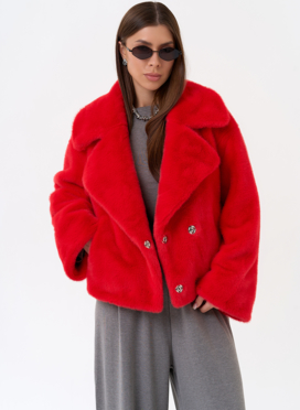 Куртка женская из эко меха в красном цвете Куртка женская из эко меха в красном цвете