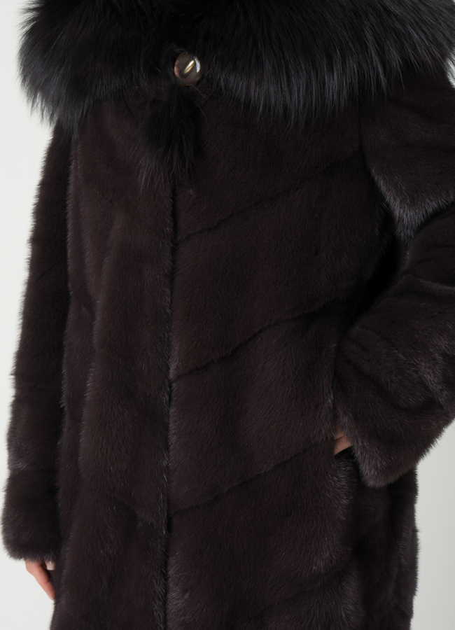 Длинная норковая шуба с капюшоном из чернобурки модель № 1603 в рассрочку