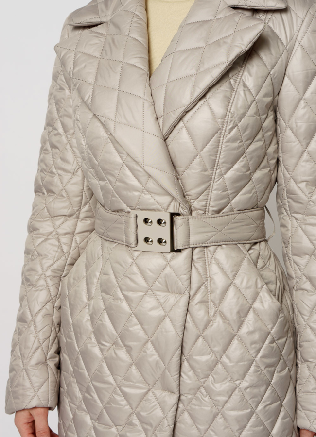 Утепленное женское пальто на поясе модель № 20740 универмаг малина