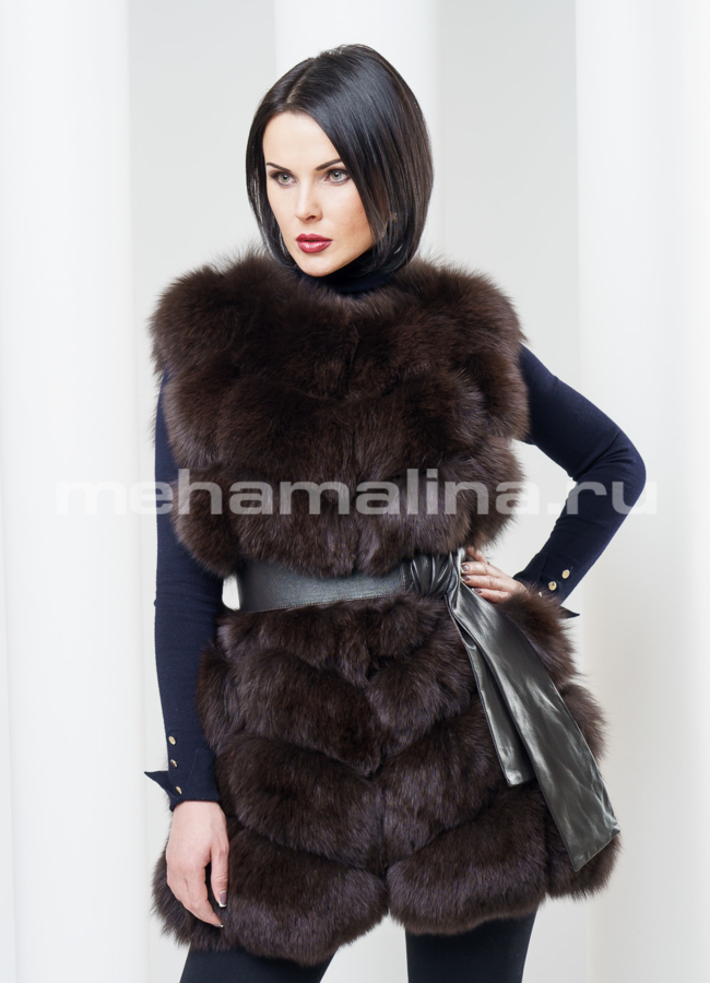 Жлет из песца цвет соболь модель № M-102 меха малина