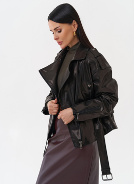 Женская кожаная куртка с поясом