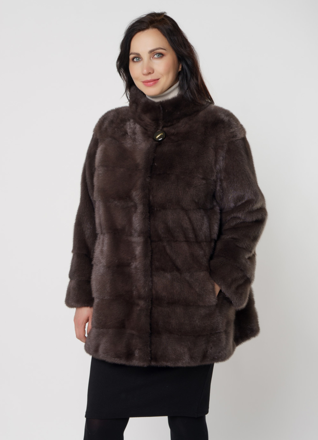 Укороченная шуба со стойкой  модель № 94515 меха малина