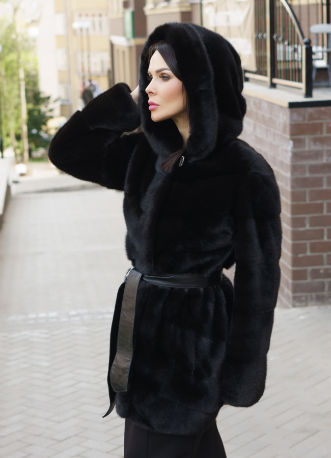 Шуба из скандинавской норки с капюшоном модель № S-6256 универмаг малина