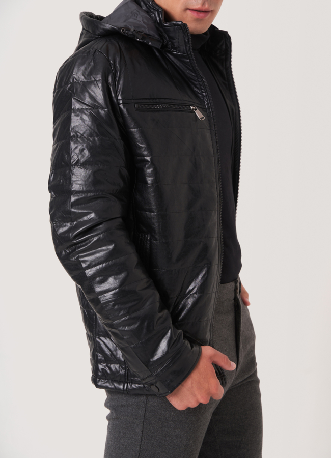 Черная кожаная куртка на молнии с капюшоном  модель № 789 универмаг малина