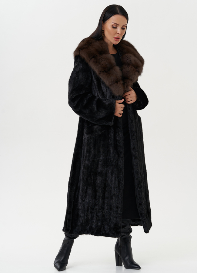 Шуба из норки с капюшоном из меха куницы модель № 28023 универмаг малина