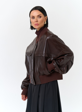 Женская куртка из натуральной кожи