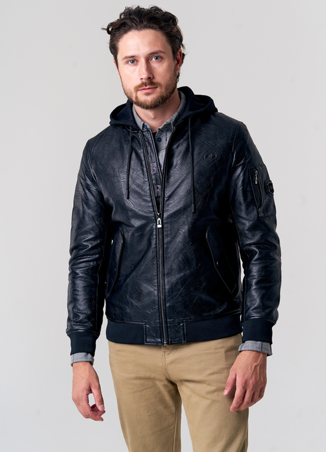 Мужская куртка из эко кожи с капюшоном модель № 1300 меха малина