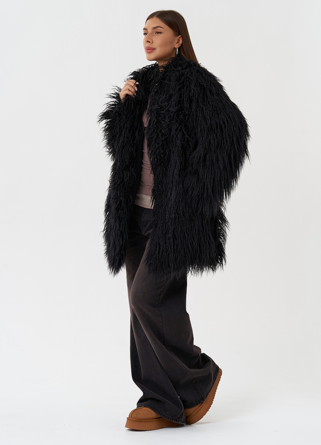 Шуба из эко меха под ламу модель № 28546 универмаг малина