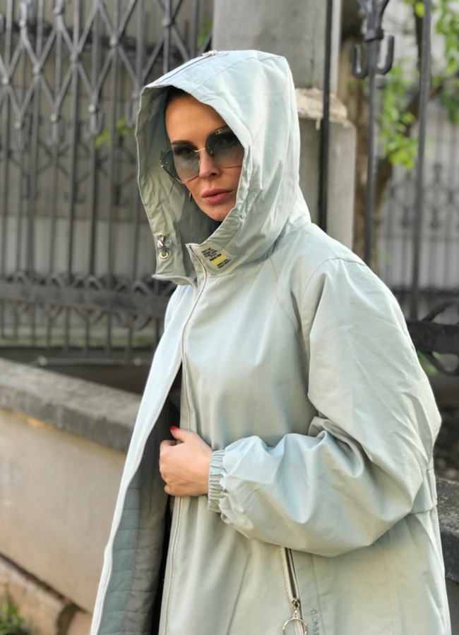 Куртка женская с капюшоном модель № 639 в кредит