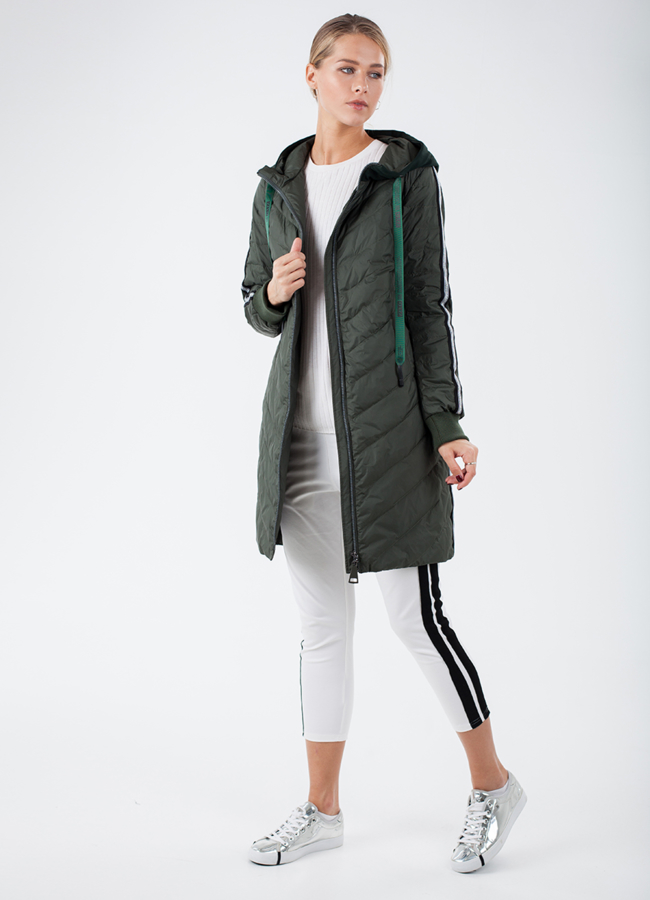 Плащ модель № 726 меха малина