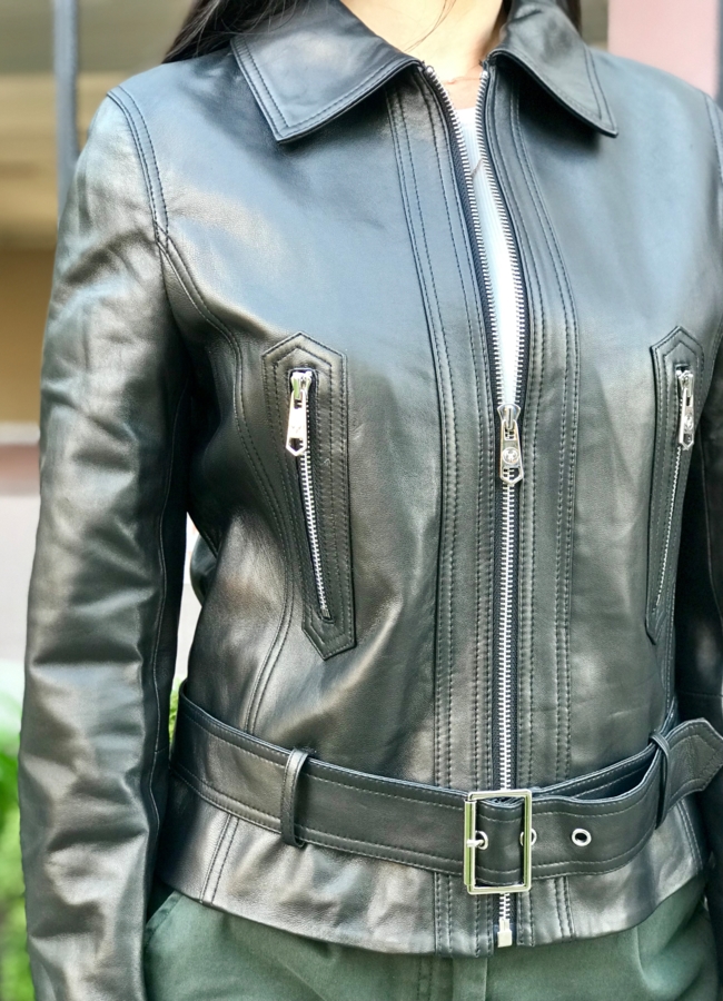 Кожаная куртка черного цвета модель № 2022 в кредит