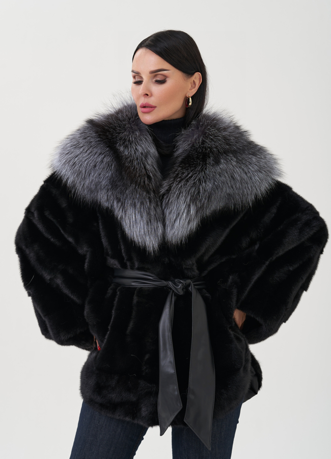 Шуба из норки с капюшоном из чернобурки модель № 24731 универмаг малина