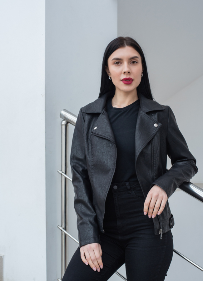 Куртка из эко кожи черного цвета модель № 20639 универмаг малина