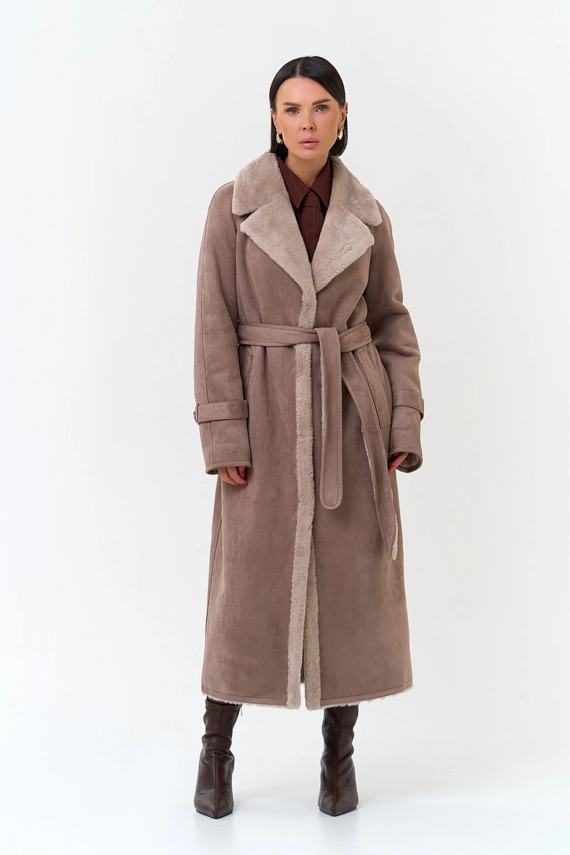Женская дубленка из эко замши с английским воротником