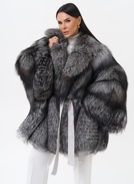 Шуба из чернобурой лисы