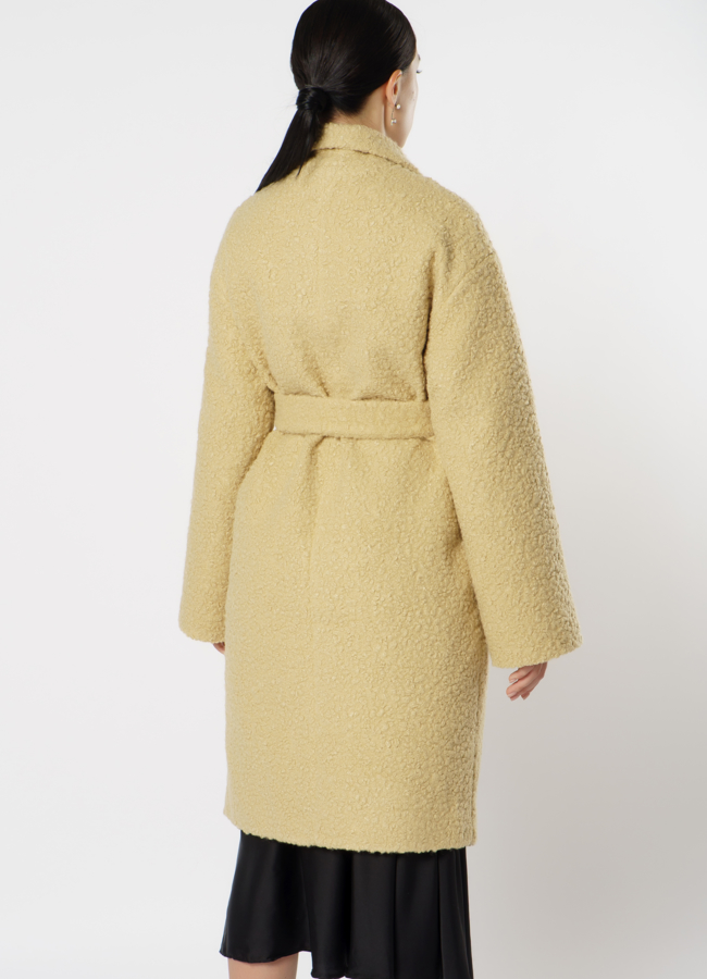 Полупальто из эко меха с английским воротником модель № 20607 в кредит