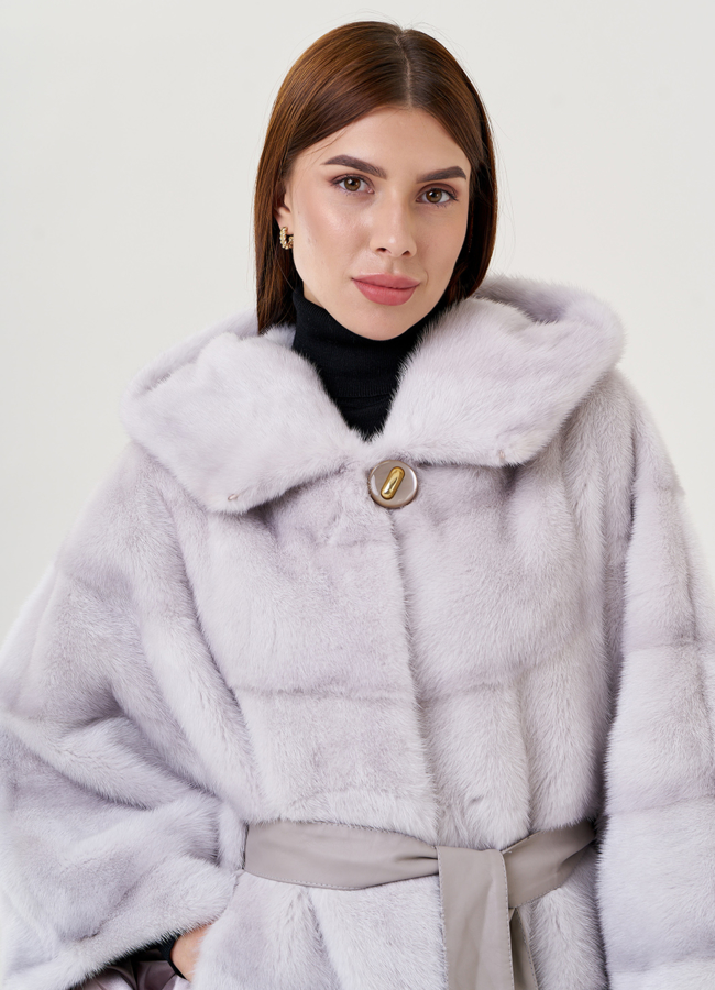 Светлая шуба из норки оверсайз модель № 23360 универмаг малина