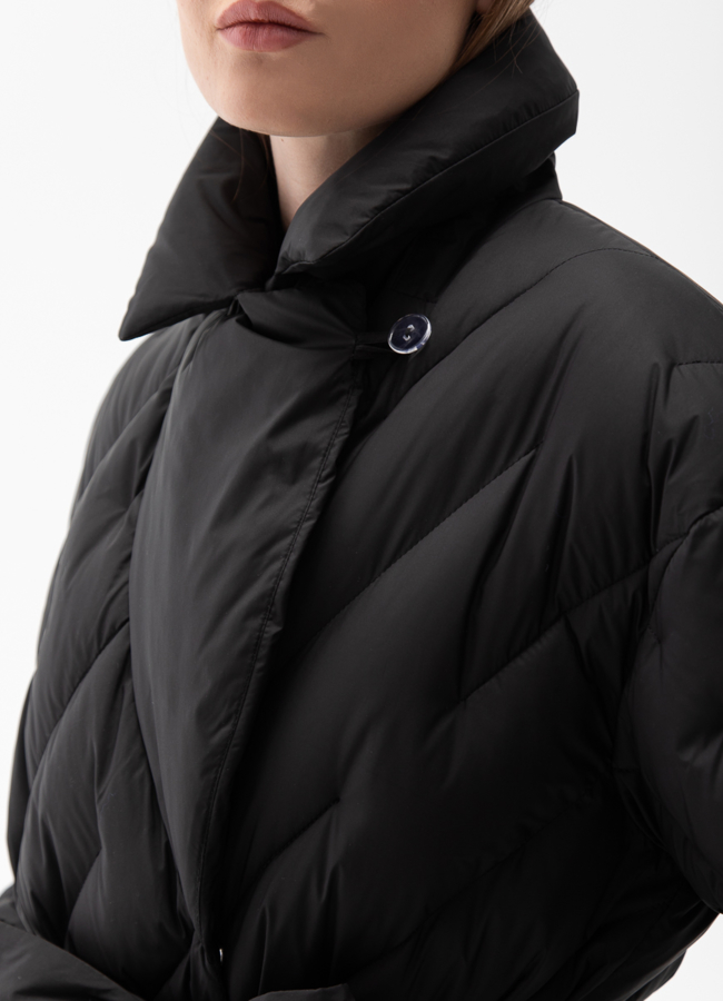 Женский пуховик с английским воротником модель № 28379 универмаг малина