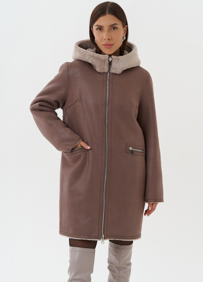 Двухсторонняя экодубленка с капюшоном модель № 27766 меха малина