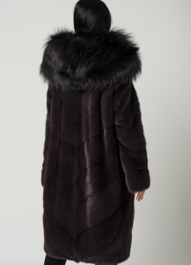 Длинная норковая шуба с капюшоном из чернобурки модель № 1603 в кредит