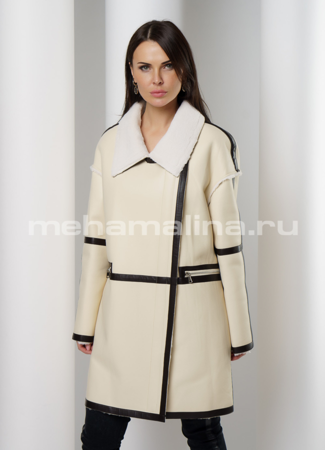 Светлая дубленка из эко кожи с отложным воротником на молнии модель № 9619 меха малина