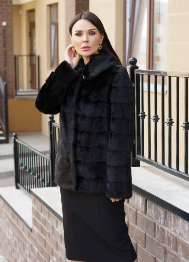 Укороченная шуба из норки модель № 17188 меха малина