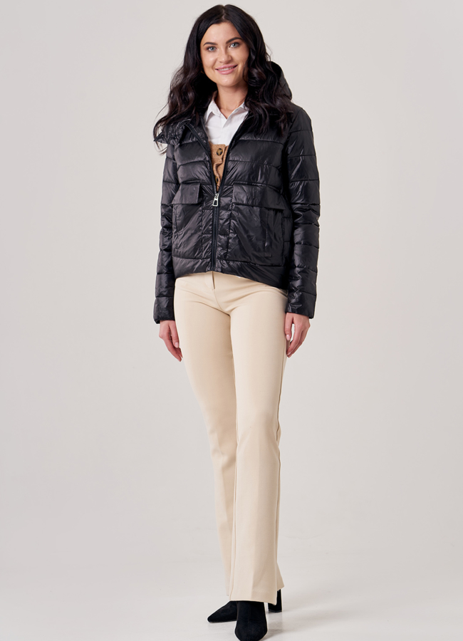 Укороченная женская куртка черного цвета модель № 9065 в рассрочку